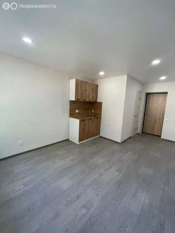 Квартира-студия: Киров, улица Мира, 44 (18.3 м) - Фото 0