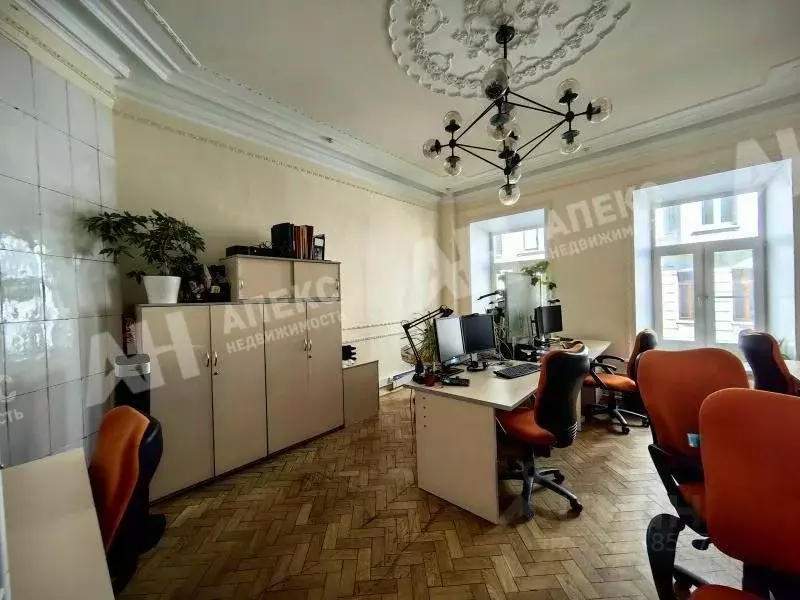 Офис в Москва ул. Чаплыгина, 6 (130 м) - Фото 1