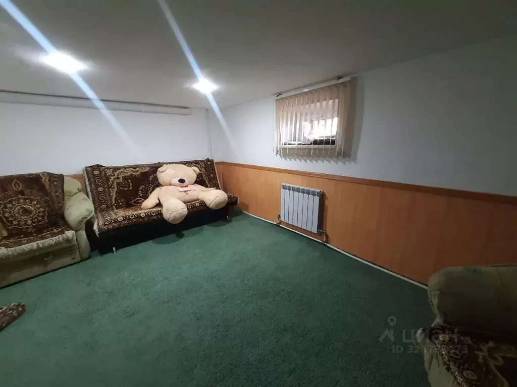 Дом в Башкортостан, Ишимбайский район, Скворчихинский сельсовет, с. ... - Фото 2