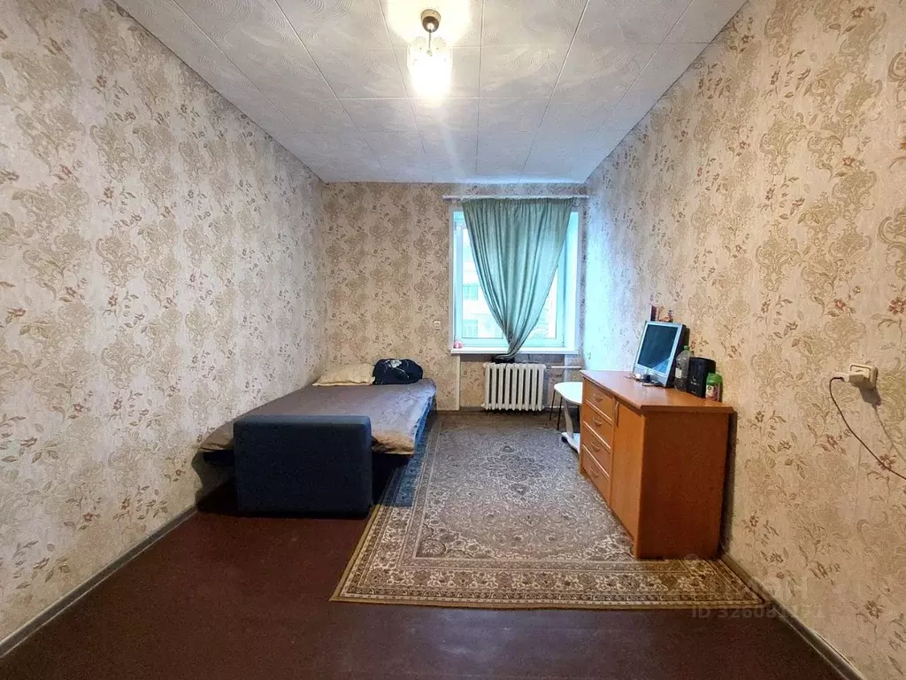 Комната Свердловская область, Екатеринбург ул. Ильича, 10 (16.2 м) - Фото 1