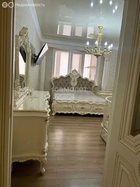 2-комнатная квартира: Грозный, Индустриальная улица, 3 (70 м) - Фото 1
