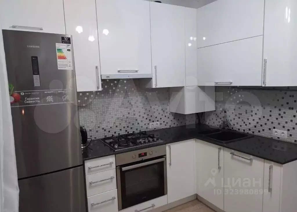 3-к кв. Ростовская область, Ростов-на-Дону просп. Ленина, 225 (54.7 м) - Фото 1