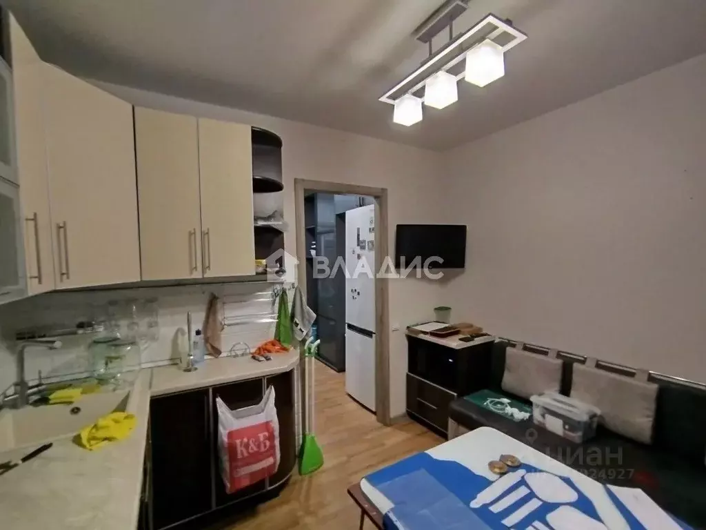 3-к кв. Белгородская область, Строитель Яковлевский городской округ, ... - Фото 2