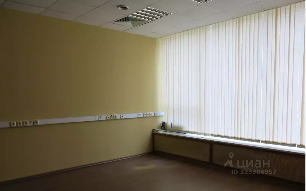 Помещение свободного назначения в Иркутская область, Братск ул. ... - Фото 2