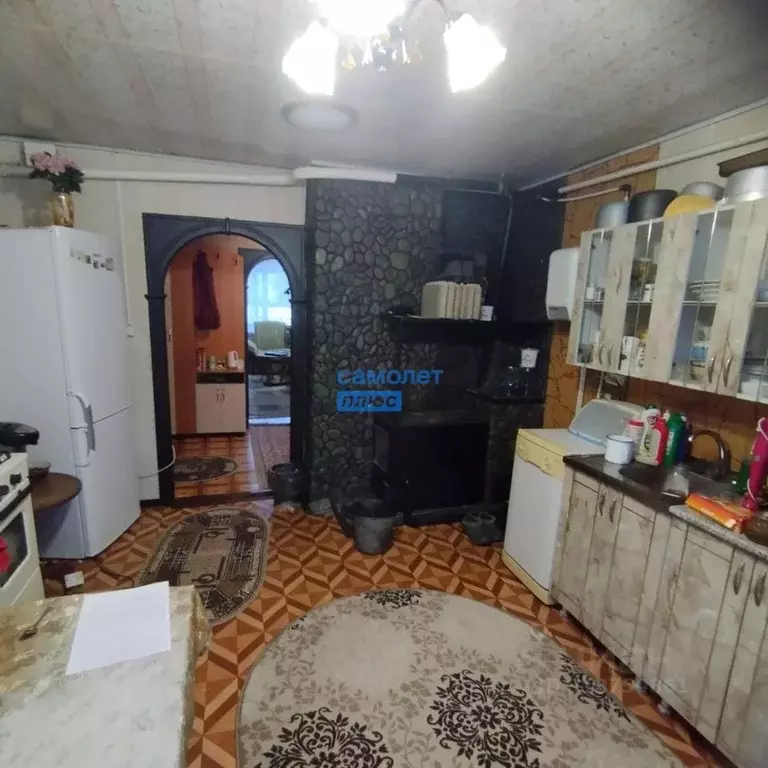 Дом в Алтайский край, Бийский район, с. Светлоозерское ул. Мира, 4 (68 ... - Фото 1