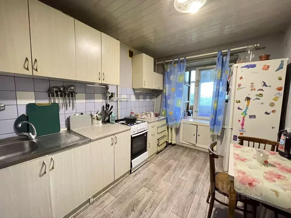 2-к кв. Владимирская область, Владимир Почаевская ул., 3 (50.0 м) - Фото 0