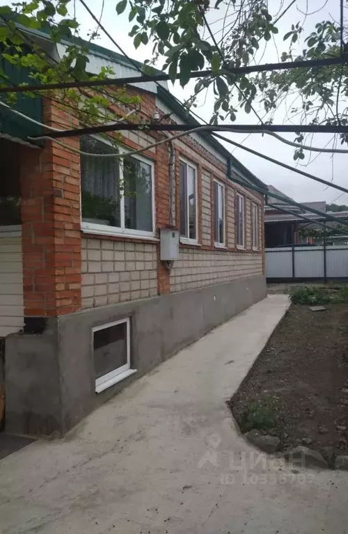 Дом в Краснодарский край, Горячий Ключ Совхозная ул., 2 (115 м) - Фото 0