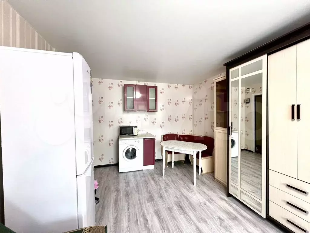 Комната 17,2 м в 5-к., 4/5 эт. - Фото 0
