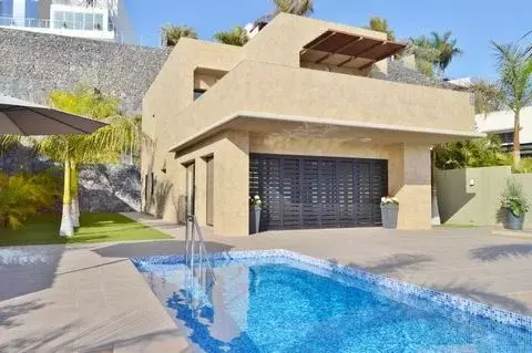 3 bed 3 bath Luxury Villa with pool For Sale, in Caldera Del Rey . - Фото 1