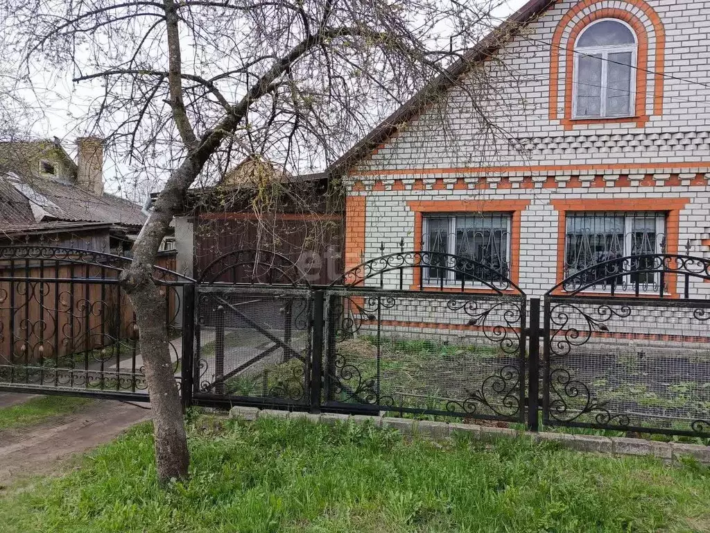 Дом в Брянская область, Брянск ул. Разина (110 м) - Фото 1