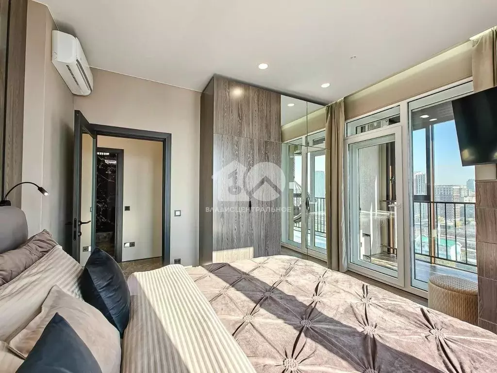 3-к кв. Новосибирская область, Новосибирск Фабричная ул., 65/2 (57.0 ... - Фото 0