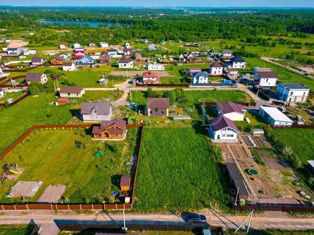 Участок в Ленинградская область, Ломоносовский район, д. Низино ул. ... - Фото 0