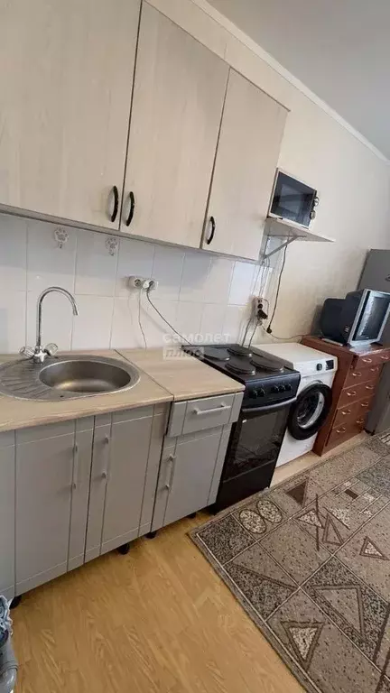 Комната Хабаровский край, Хабаровск Центральная ул., 17 (13.6 м) - Фото 1