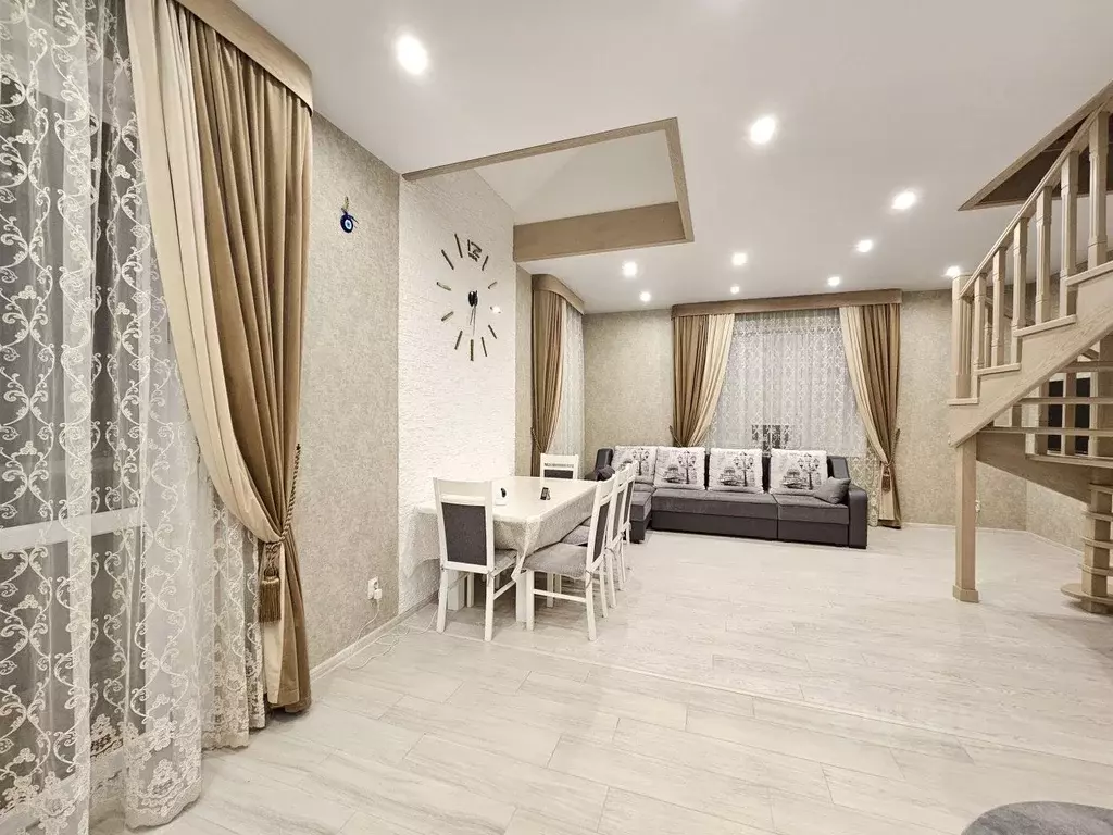 3-к кв. Калининградская область, Гурьевск Степной пер. (97.0 м) - Фото 1