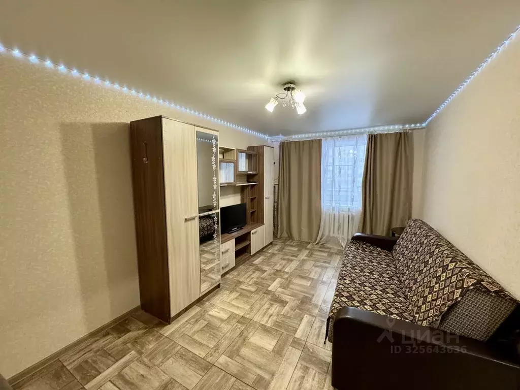 1-к кв. Ленинградская область, Кингисепп ул. Воровского, 11А (35.5 м) - Фото 1