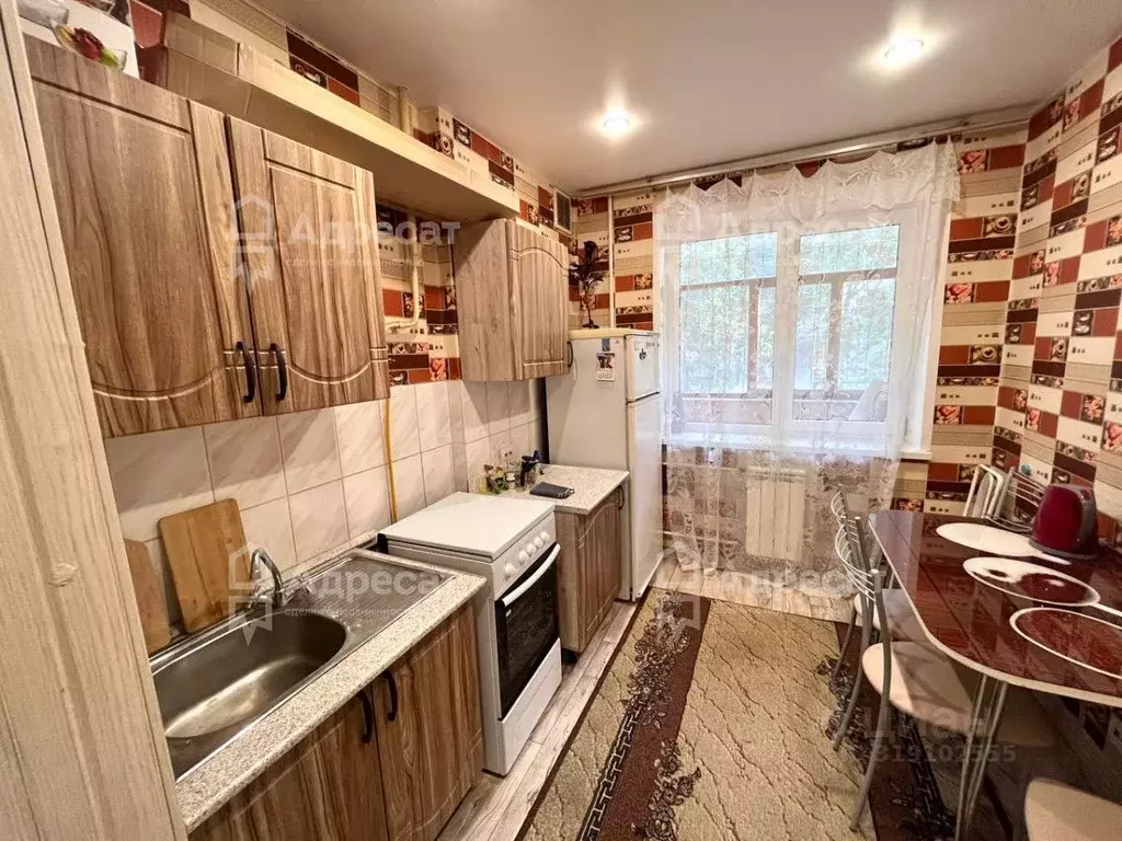 1-к кв. Волгоградская область, Волгоград ул. Репина, 25 (40.0 м) - Фото 0