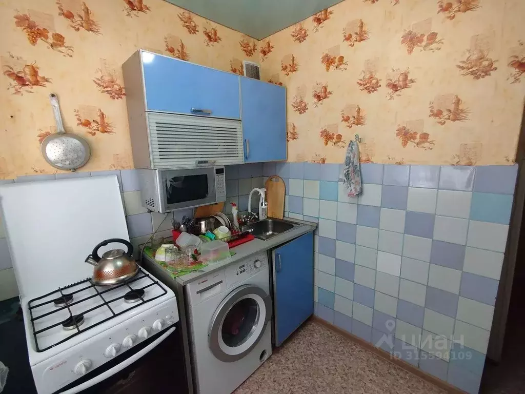 3-к кв. Оренбургская область, Бузулук Гая ул. (48.5 м) - Фото 2