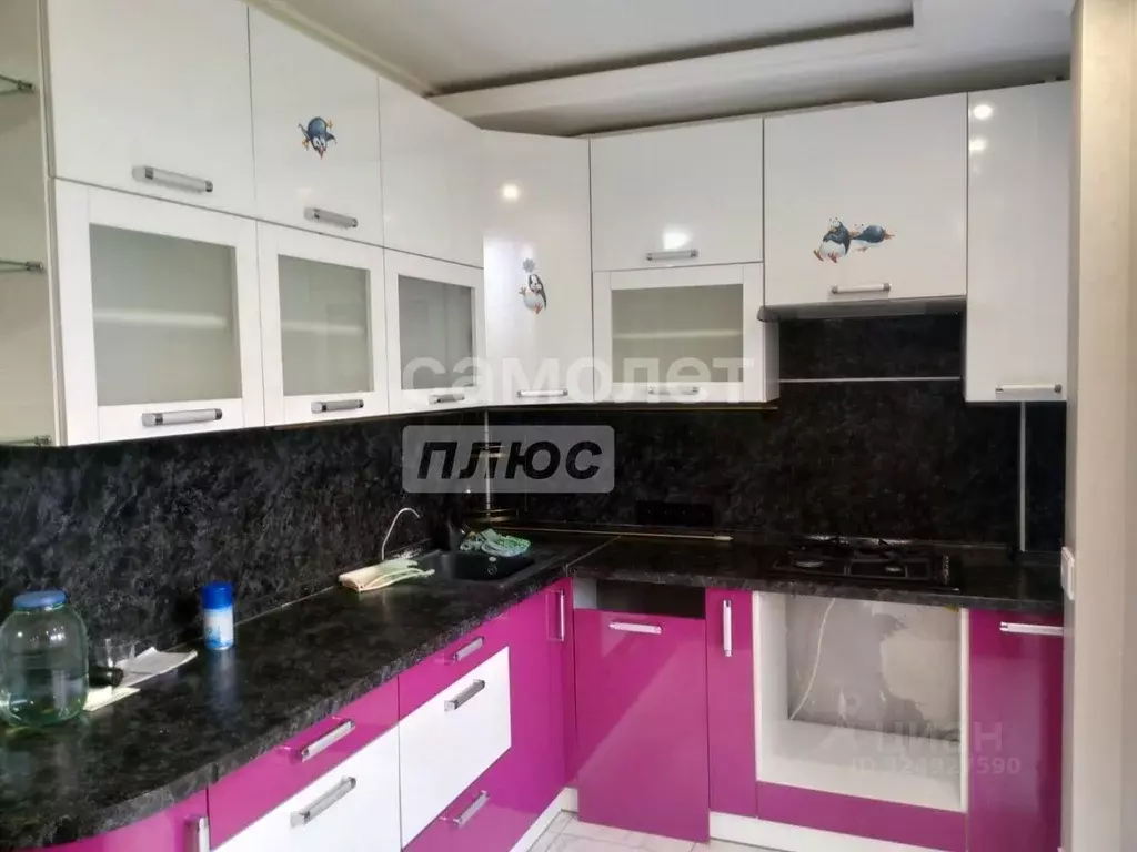 3-к кв. Ярославская область, Переславль-Залесский Октябрьская ул., 24 ... - Фото 1