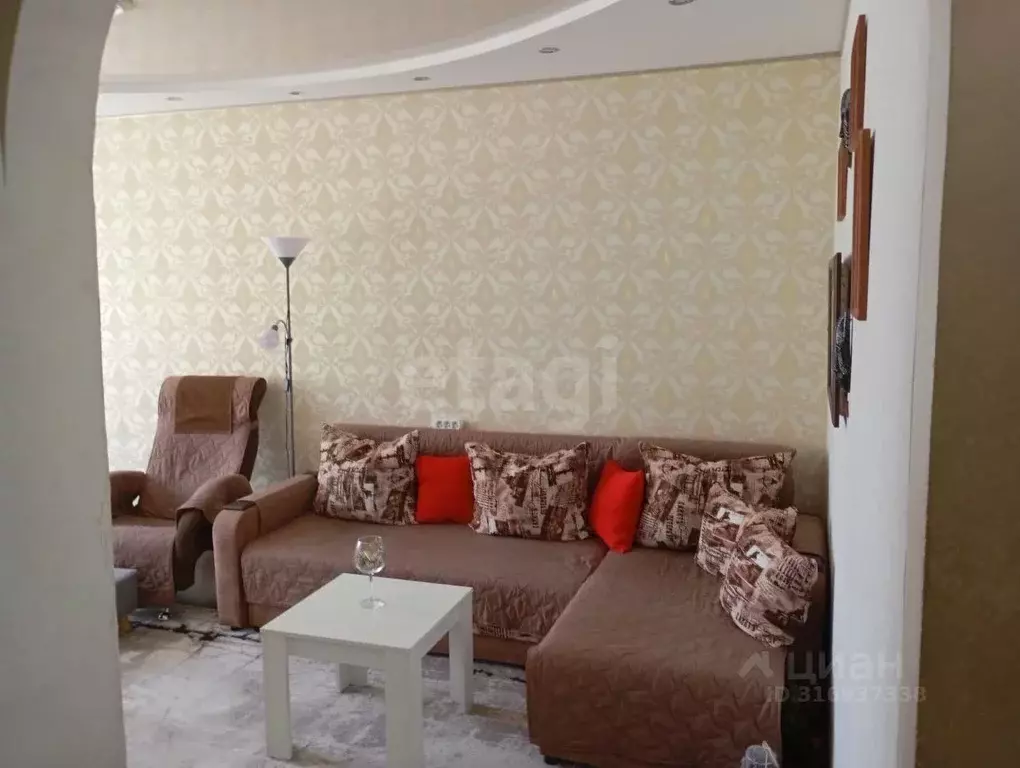 3-к кв. Оренбургская область, Оренбург ул. Шевченко, 255 (60.0 м) - Фото 0