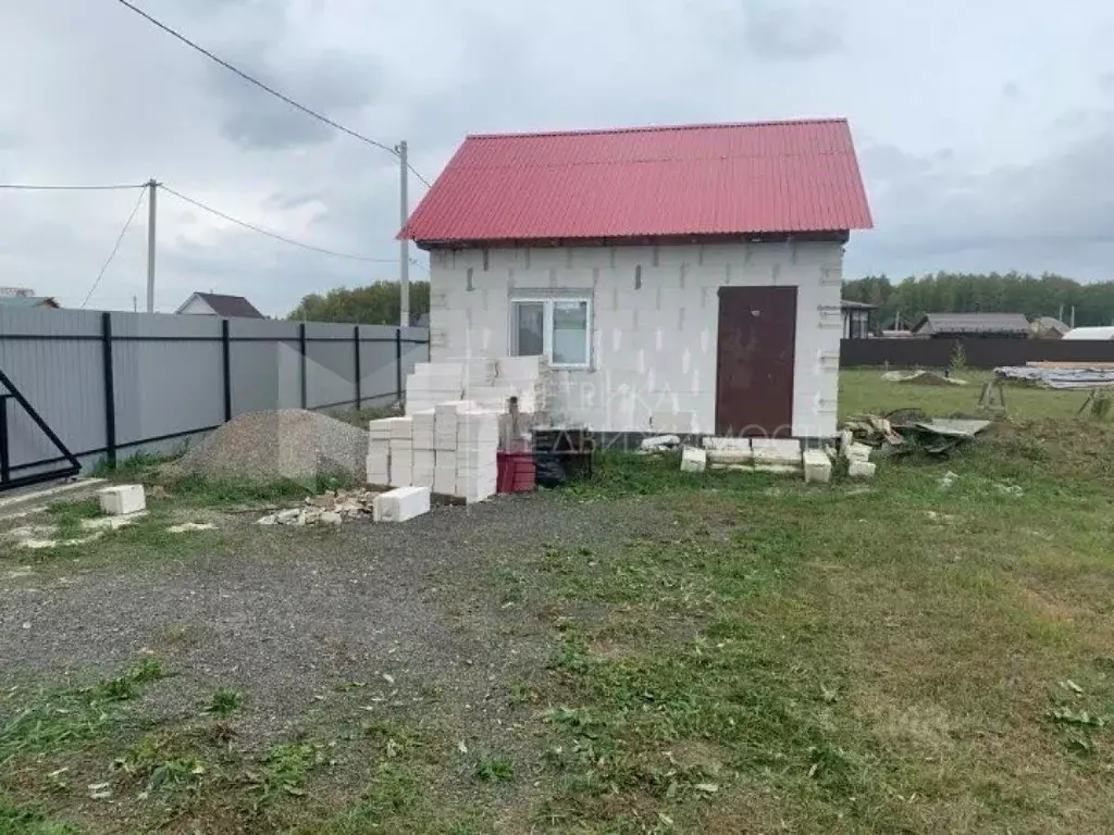 Дом в Тюменская область, Тюменский район, д. Ушакова Зеленая ул. (30 ... - Фото 1