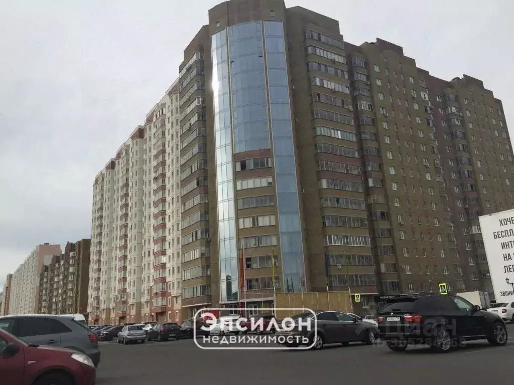 3-к кв. Курская область, Курск просп. Победы, 44 (86.4 м) - Фото 0