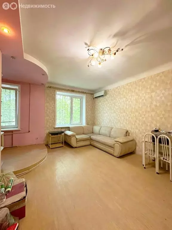 3-комнатная квартира: Находка, улица Чернышевского, 7 (65.4 м) - Фото 1