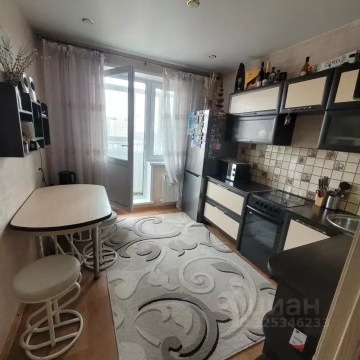 2-к кв. Красноярский край, Красноярск ул. Чернышевского, 118 (53.0 м) - Фото 2