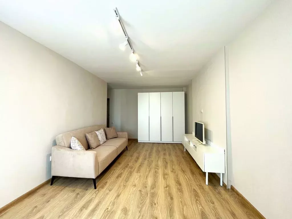 1-к кв. Пермский край, Пермь Комсомольский просп., 11 (34.0 м) - Фото 1