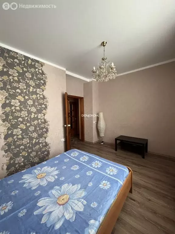 2-комнатная квартира: Нижний Тагил, улица Октябрьской Революции, 35 ... - Фото 1