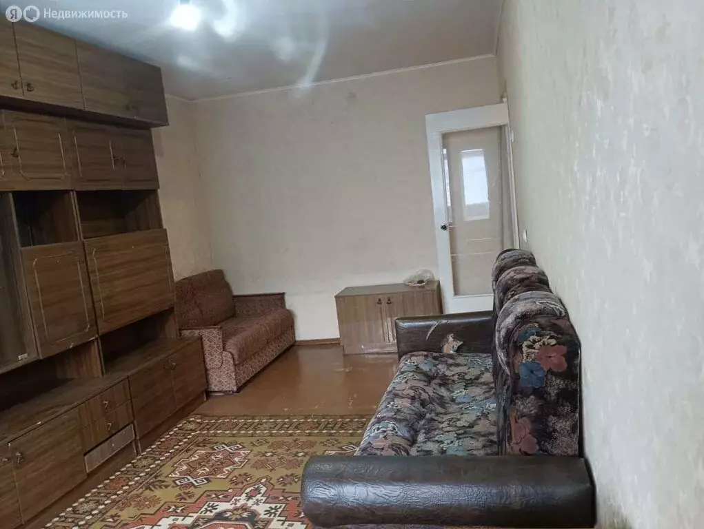 2-комнатная квартира: Каменск-Шахтинский, улица Гагарина, 2 (44 м) - Фото 1