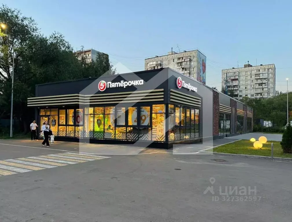 Помещение свободного назначения в Московская область, Лобня ул. ... - Фото 1