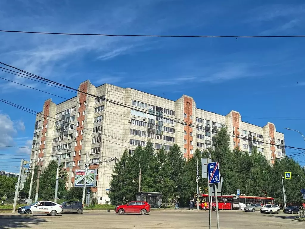 2-к кв. Пермский край, Пермь бул. Гагарина, 66 (52.8 м) - Фото 0