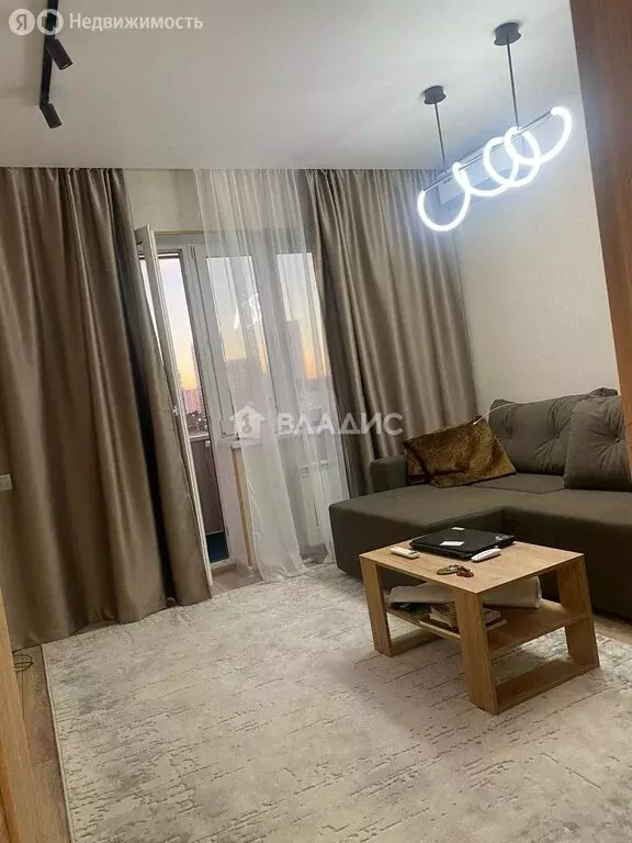 1-комнатная квартира: Москва, Рождественская улица, 15 (38 м) - Фото 1