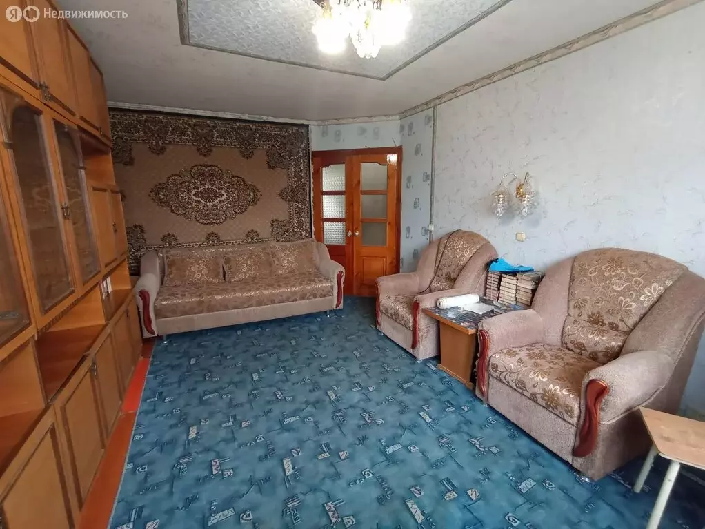 3-комнатная квартира: Волжский, проспект имени Ленина, 115 (62 м) - Фото 1