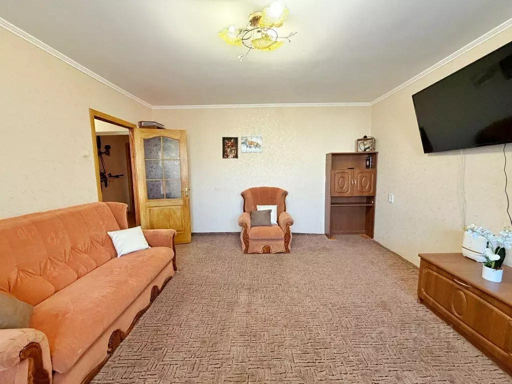 2-к кв. Севастополь просп. Октябрьской Революции, 40/10 (56.8 м) - Фото 1