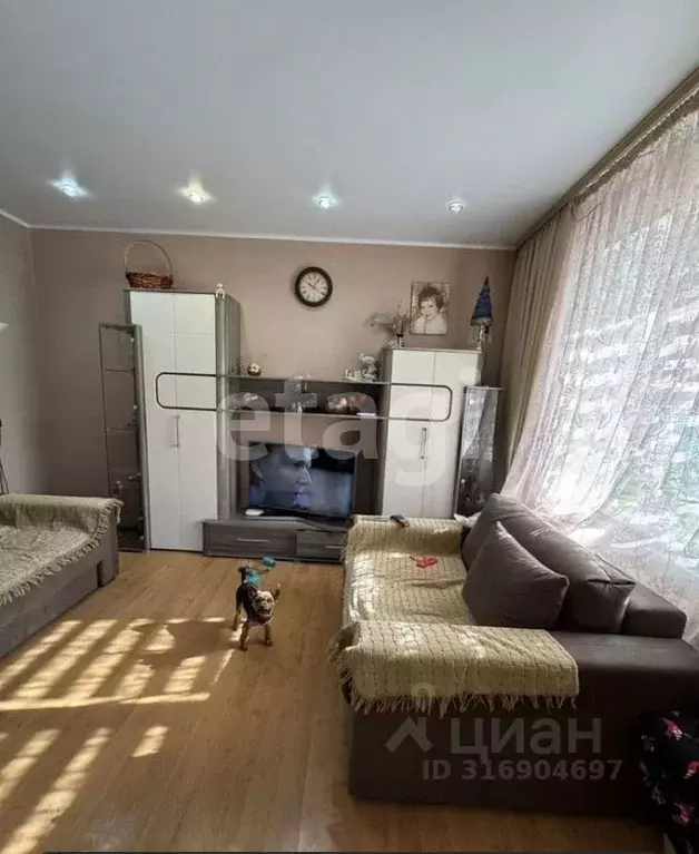 2-к кв. Белгородская область, Губкин ул. Победы, 17 (47.7 м) - Фото 1