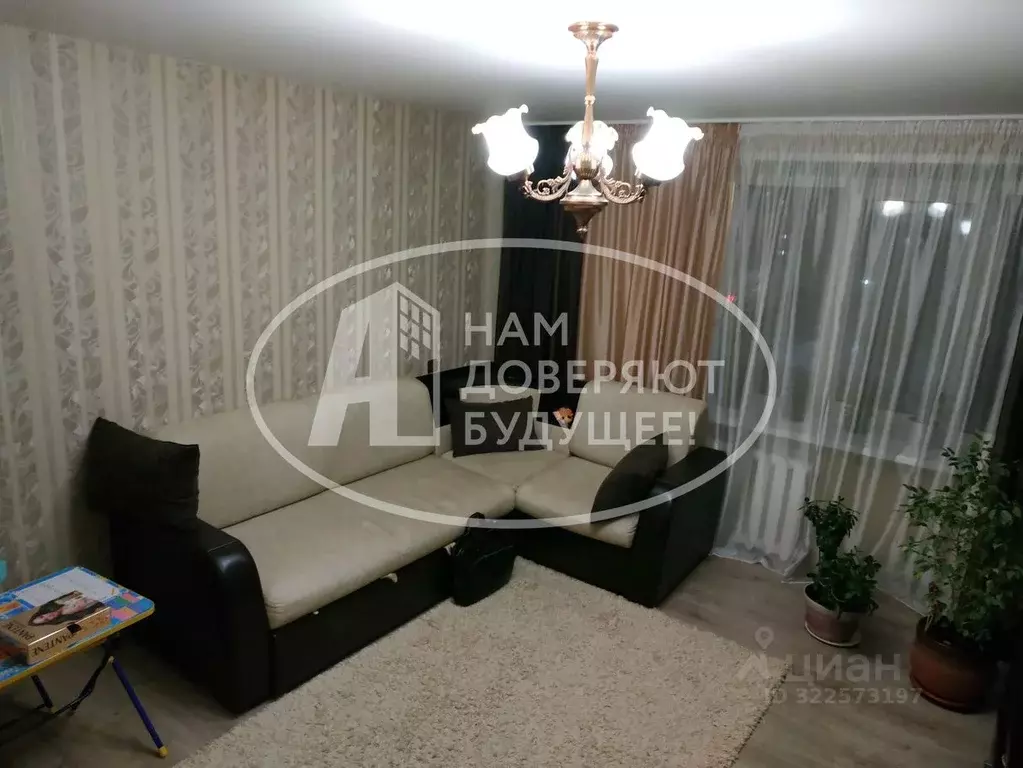 3-к кв. Удмуртия, Глазов ул. Толстого, 44 (74.0 м) - Фото 0