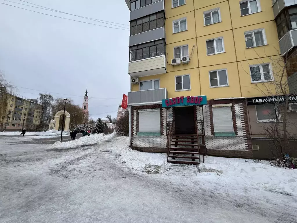 Помещение свободного назначения в Калужская область, Калуга пл. ... - Фото 1