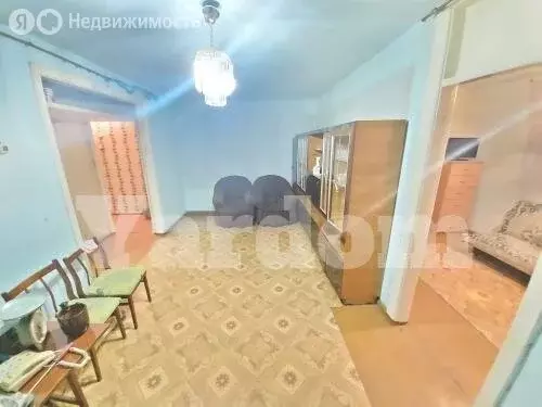 2-комнатная квартира: Красноярск, улица Урицкого, 51 (45 м) - Фото 1
