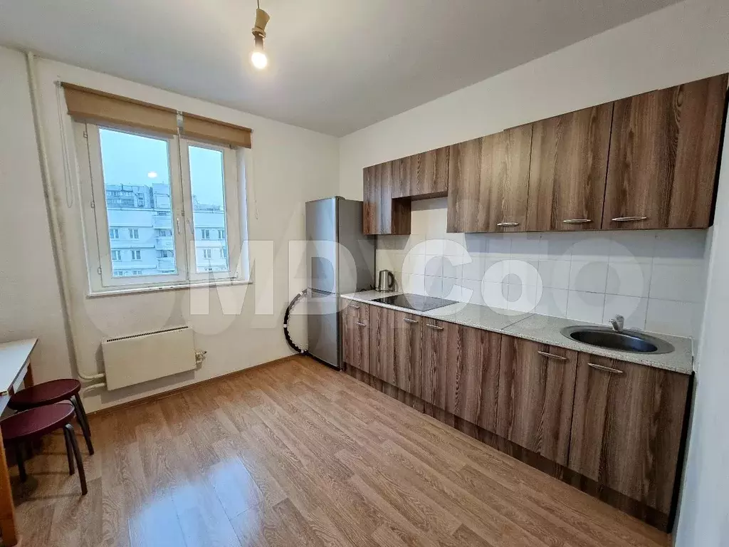 1-к. квартира, 36 м, 8/8 эт. - Фото 0