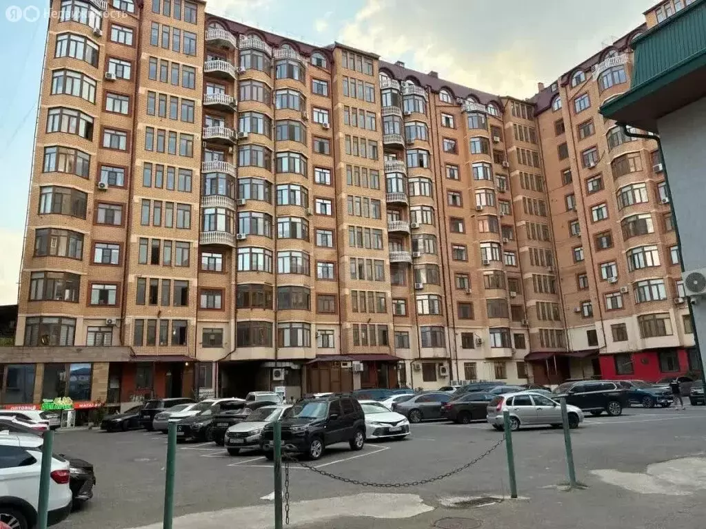 2-комнатная квартира: Махачкала, улица Ломоносова, 4 (68 м) - Фото 2