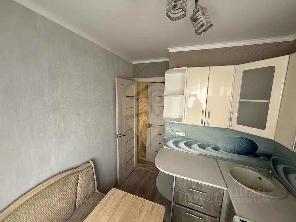 2-к кв. Белгородская область, Старый Оскол Жукова мкр, 12 (44.4 м) - Фото 1