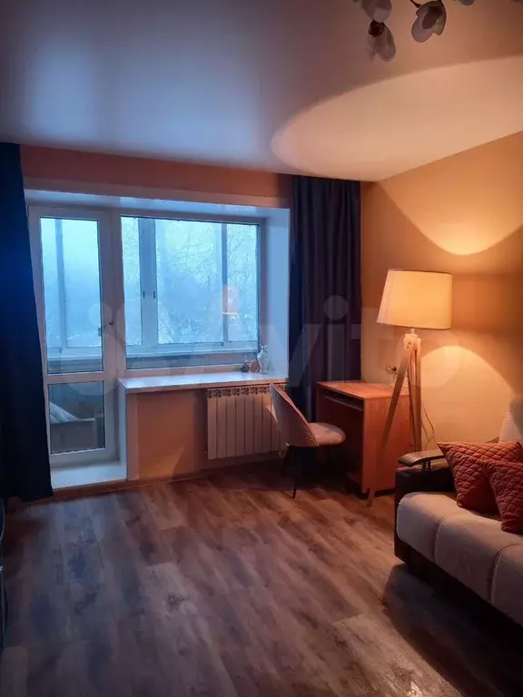 1-к. квартира, 50 м, 2/5 эт. - Фото 0