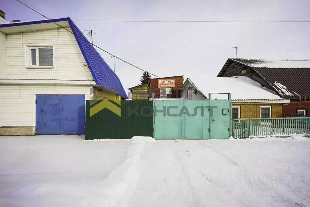 Дом в Омская область, Омск Клубный пер., 2 (90 м) - Фото 1