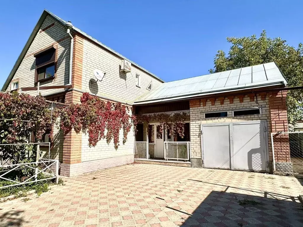 Дом в Краснодарский край, Армавир городской округ, пос. Заветный ул. ... - Фото 1