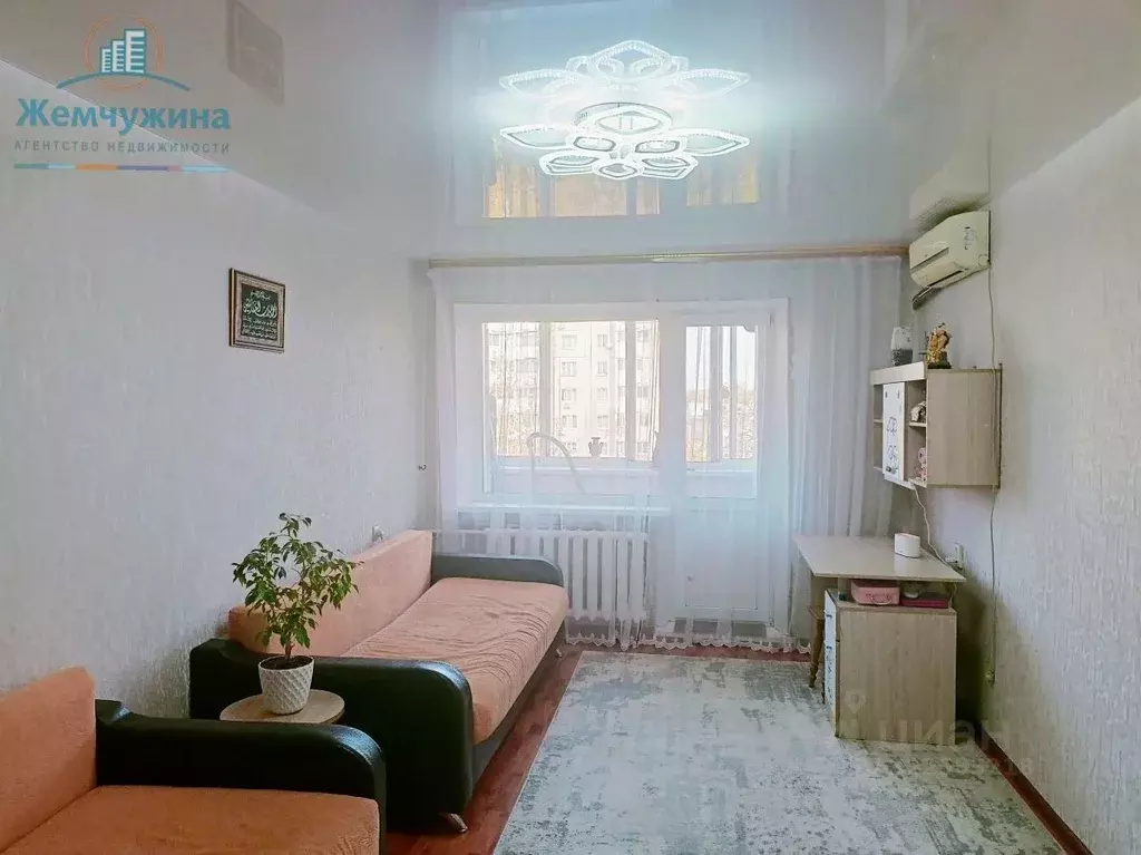 2-к кв. Ульяновская область, Димитровград Октябрьская ул., 56 (45.8 м) - Фото 0