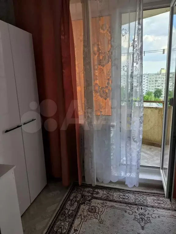 Комната 14 м в 2-к., 8/9 эт. - Фото 1