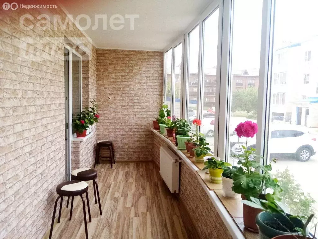 2-комнатная квартира: Приморско-Ахтарск, Азовская улица, 6 (41.9 м) - Фото 1