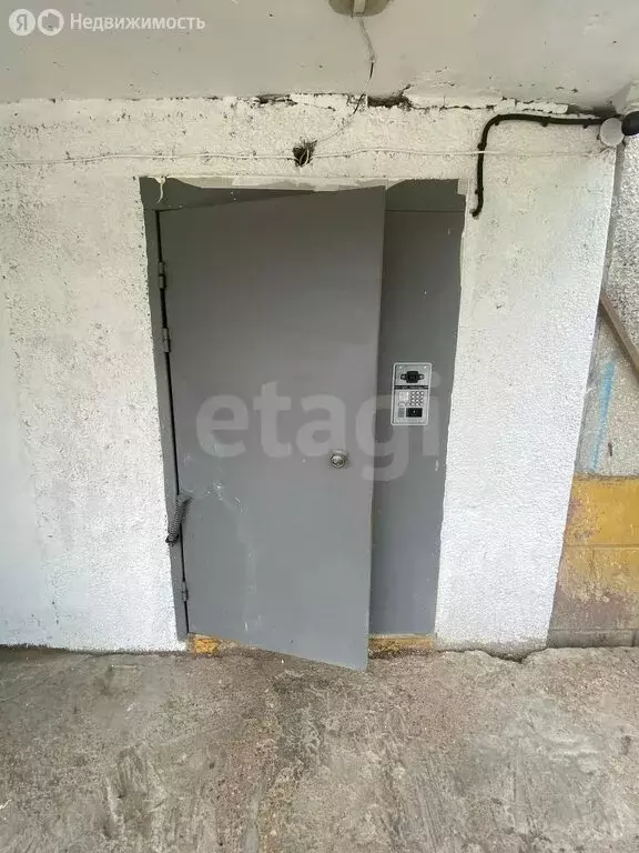 Квартира-студия: Тобольск, 6-й микрорайон, 28А (17.6 м) - Фото 1