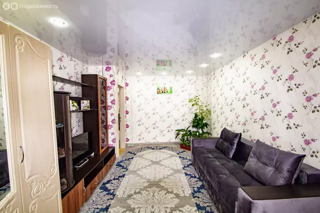 3-комнатная квартира: Ялуторовск, Комсомольская улица, 65 (67.5 м) - Фото 2